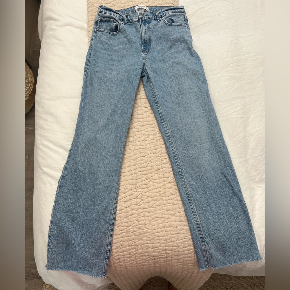 Abercrombie & Fitch - Baggy Low Rise 28L